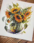 Cross Stitch Kit Luca - S - B7025, Vase with Sunflower - Luca - S Yarns