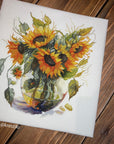 Cross Stitch Kit Luca - S - B7025, Vase with Sunflower - Luca - S Yarns