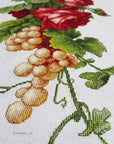 Cross Stitch Kit Luca - S - Red roses and Grapes, B2229 - Luca - S Yarns