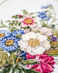 Cross Stitch Kit Luca - S - Summer flower bouquet, BU4004 - Luca - S Yarns