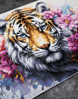 Cross Stitch Kit Luca - S - Wild Life Of Predator, BU5033 - Luca - S Yarns
