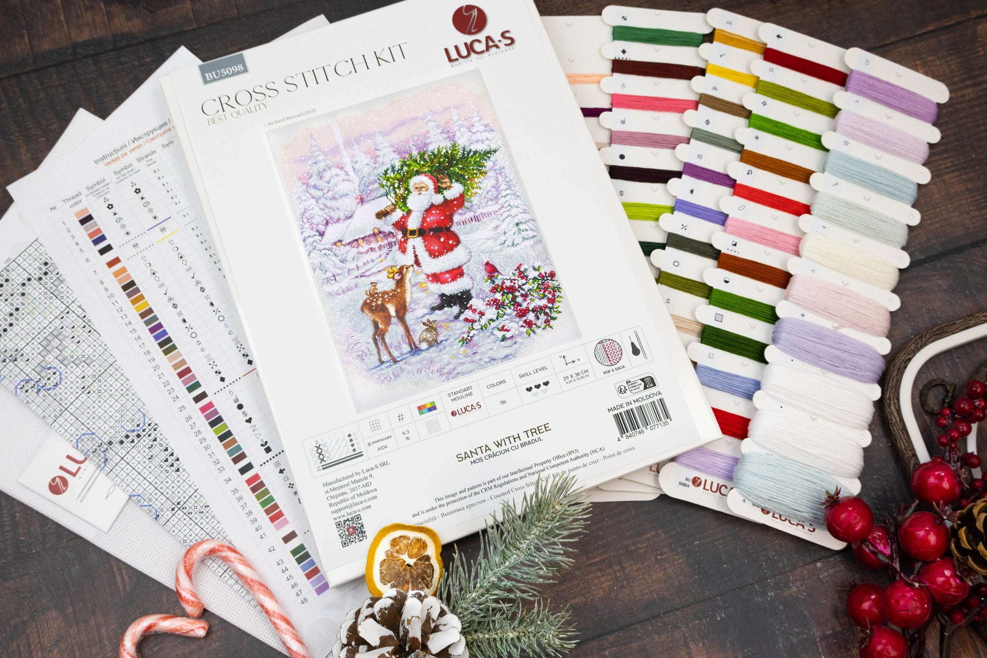 Cross Stitch Kit Luca-S - Santa With Tree, BU5098