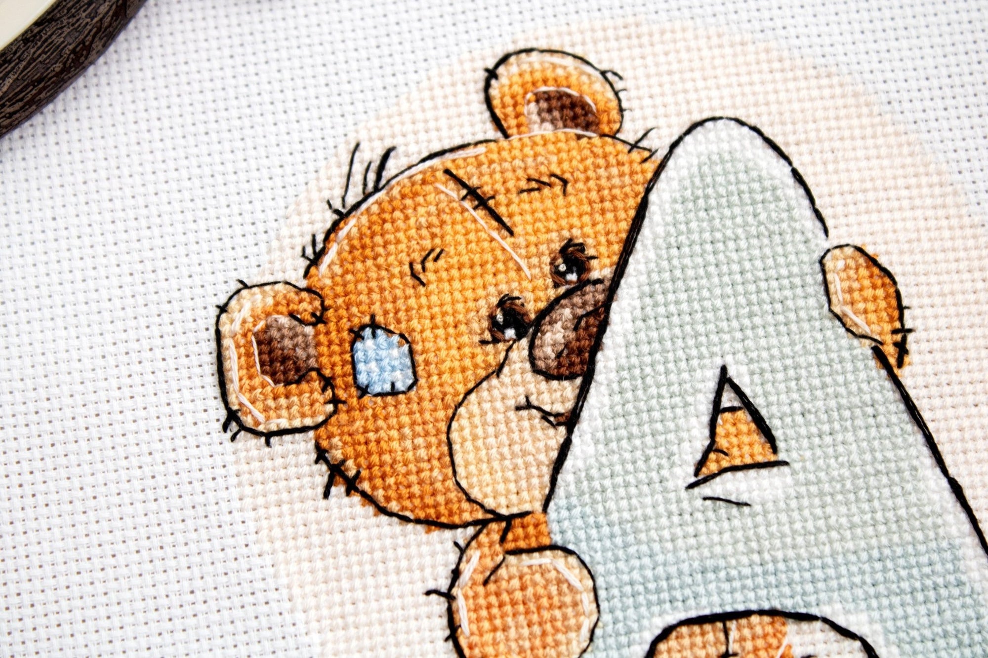 Cross Stitch Kit Alphabet - Luca - S Kit - Letter „A” B1202 - Luca - S Yarns
