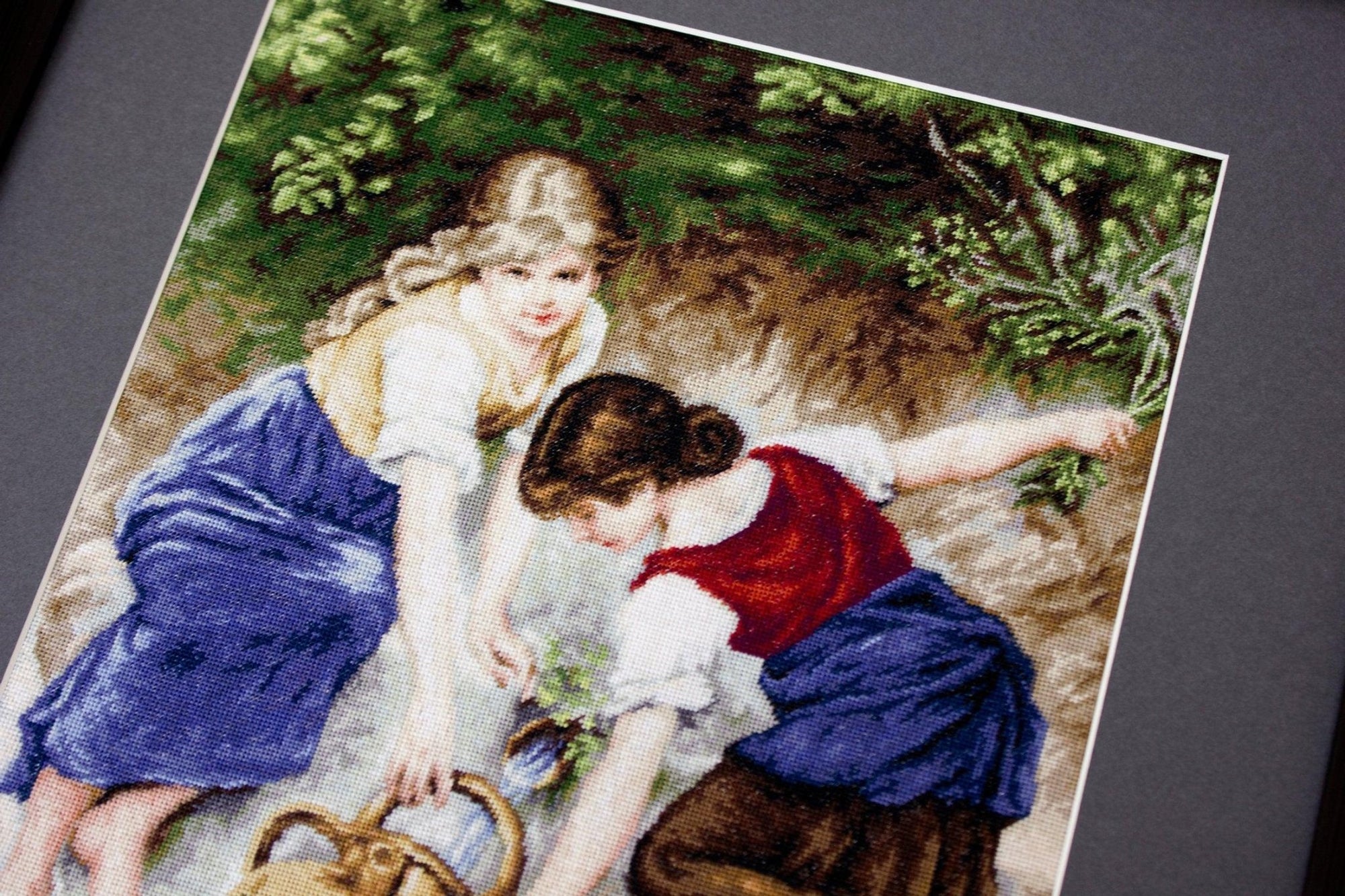 Cross Stitch Kit Luca - S - At the Source, B564 - Luca - S Yarns