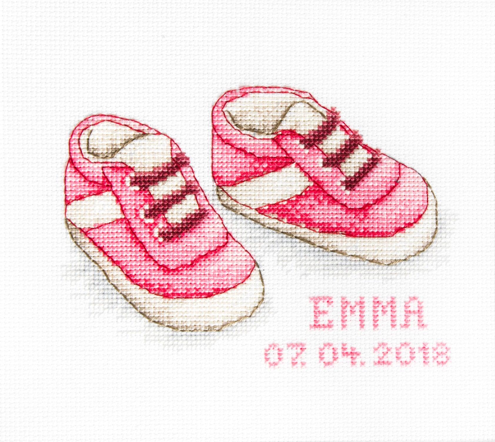 Cross Stitch Kit Luca - S - Baby Shoes, B1139 - Luca - S Yarns