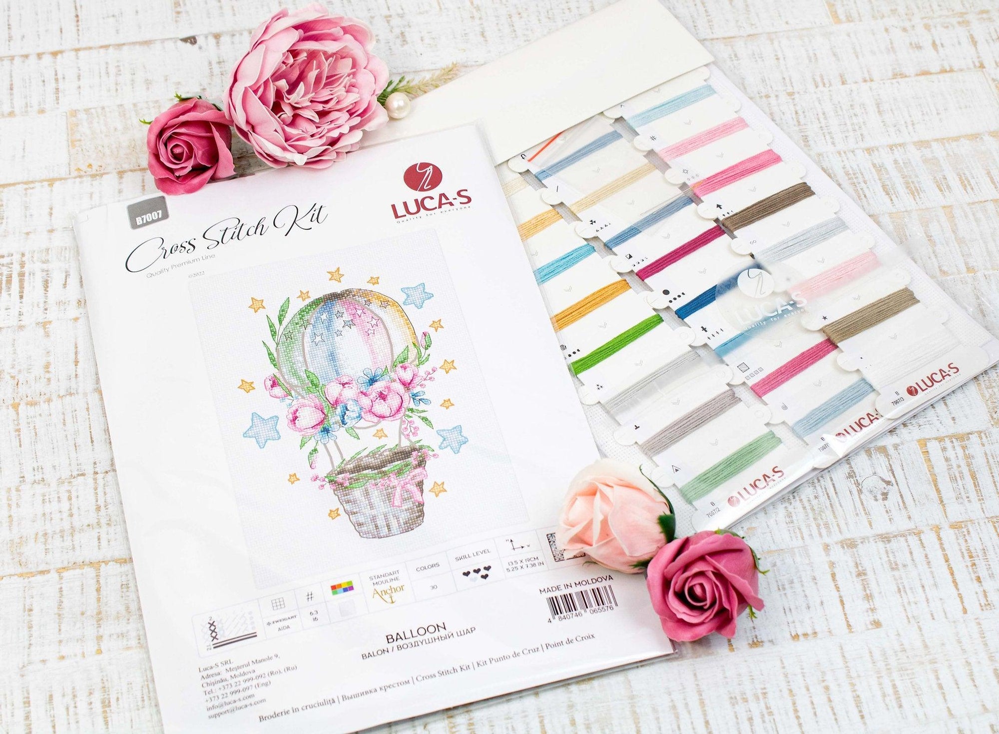 Cross Stitch Kit Luca - S - Balloon B7007 - Luca - S Yarns