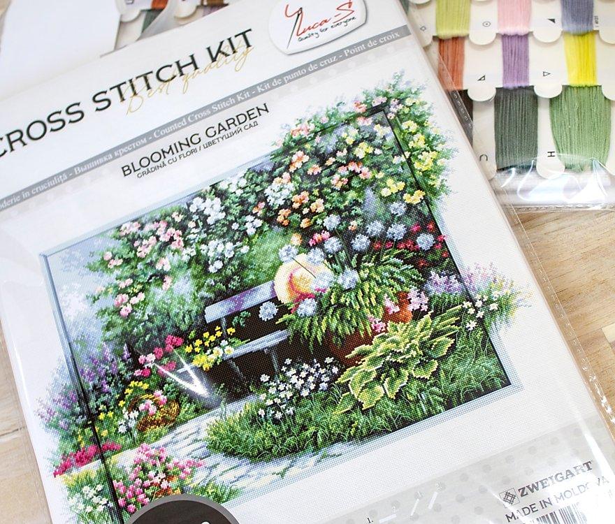 Cross Stitch Kit Luca - S - Blooming Garden, BU4012 - Luca - S Yarns