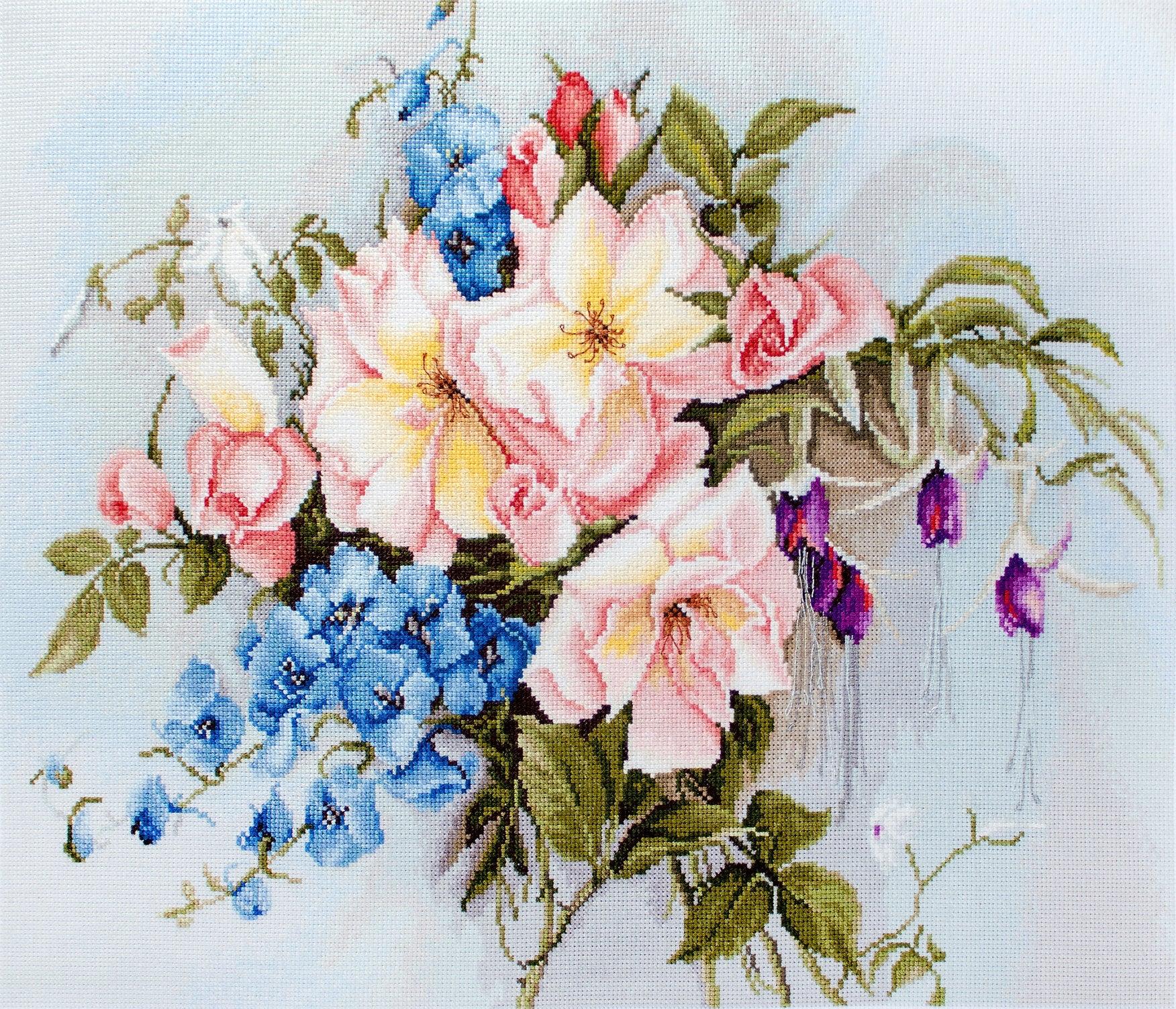Cross Stitch Kit Luca - S - Bouquet of flowers with BA2362 bells, BA2362 - Luca - S Yarns