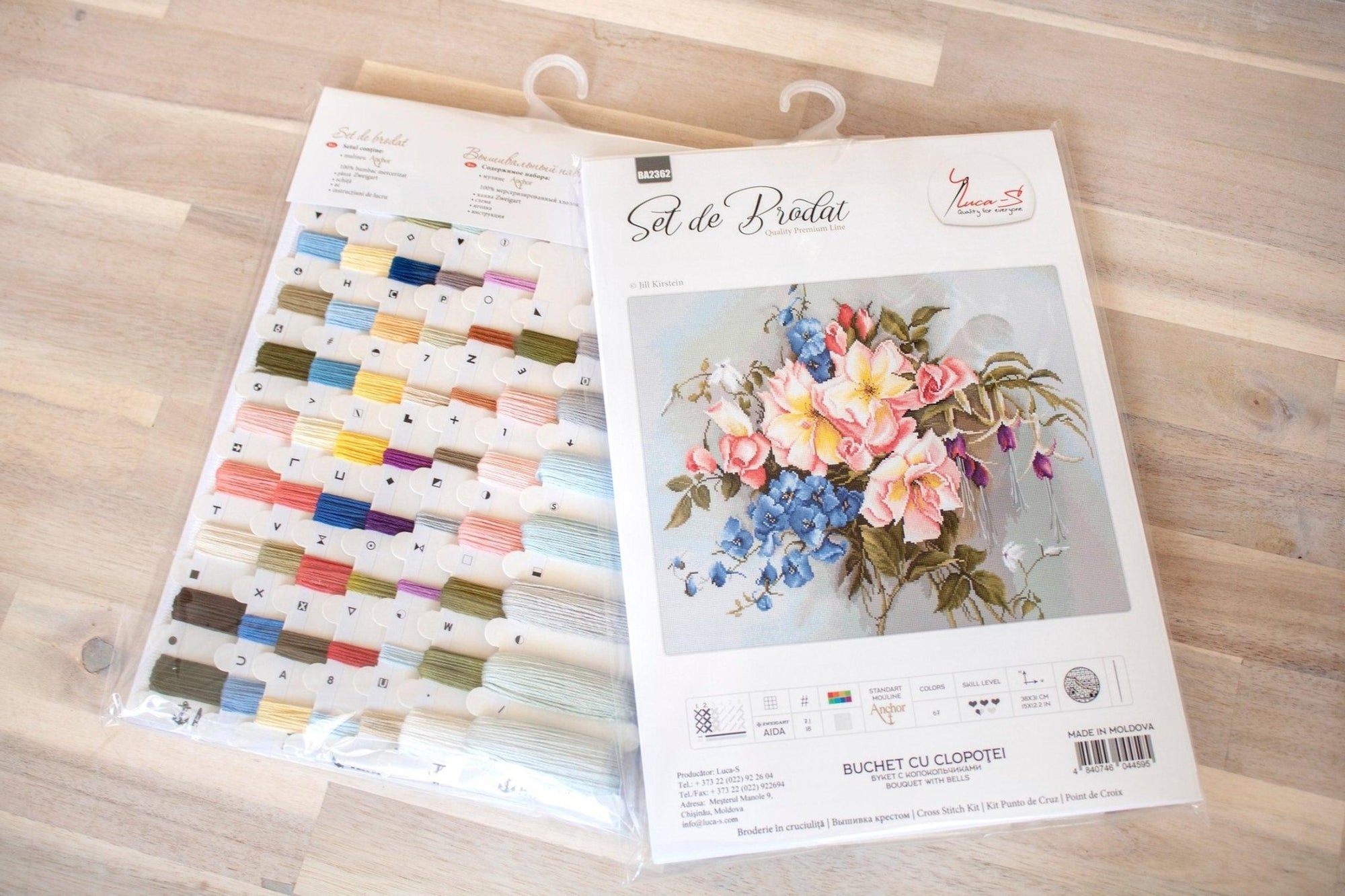 Cross Stitch Kit Luca - S - Bouquet of flowers with BA2362 bells, BA2362 - Luca - S Yarns