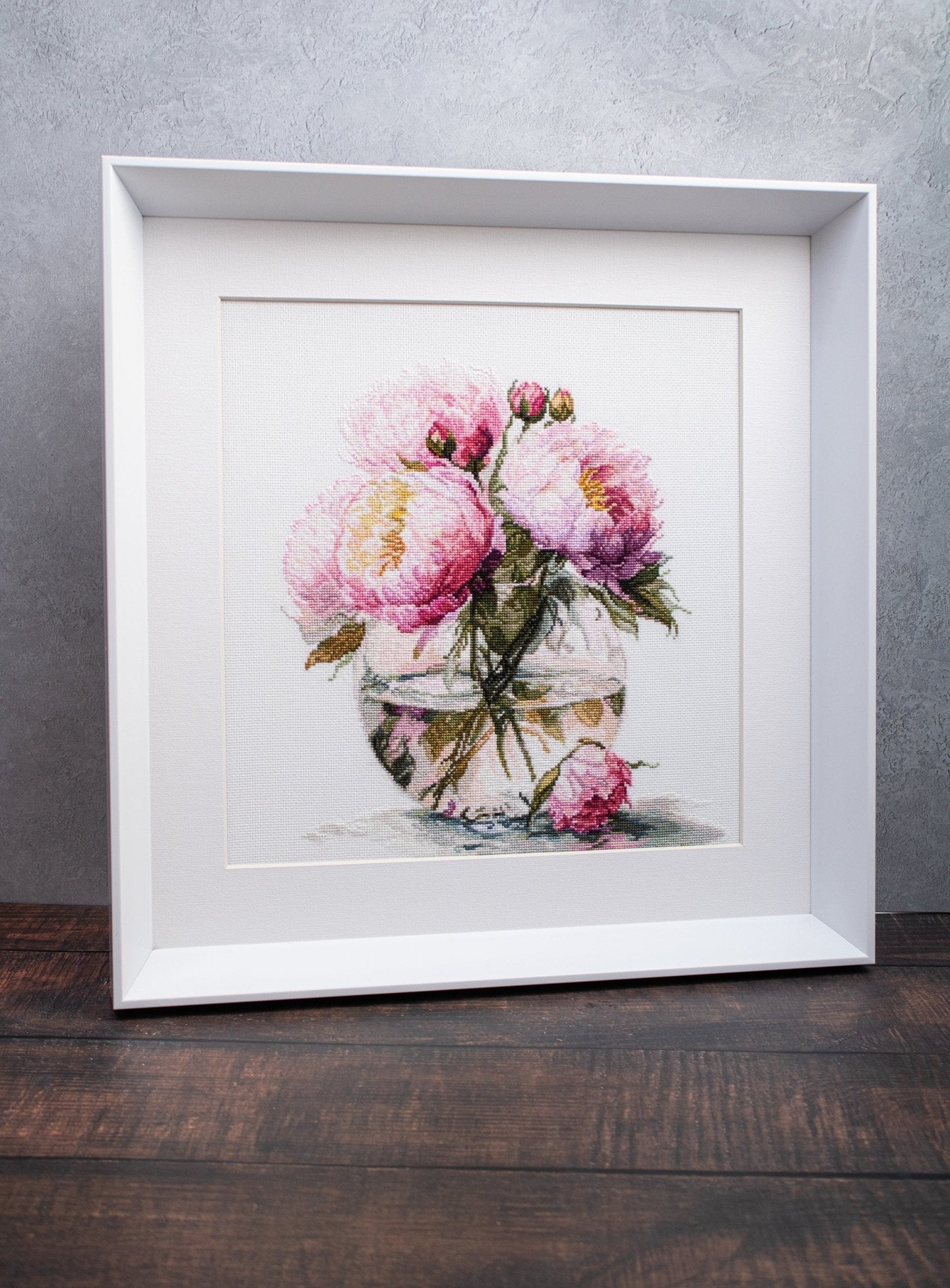 Cross Stitch Kit Luca - S - Bouquet of Peonies, B7028 - Luca - S Yarns