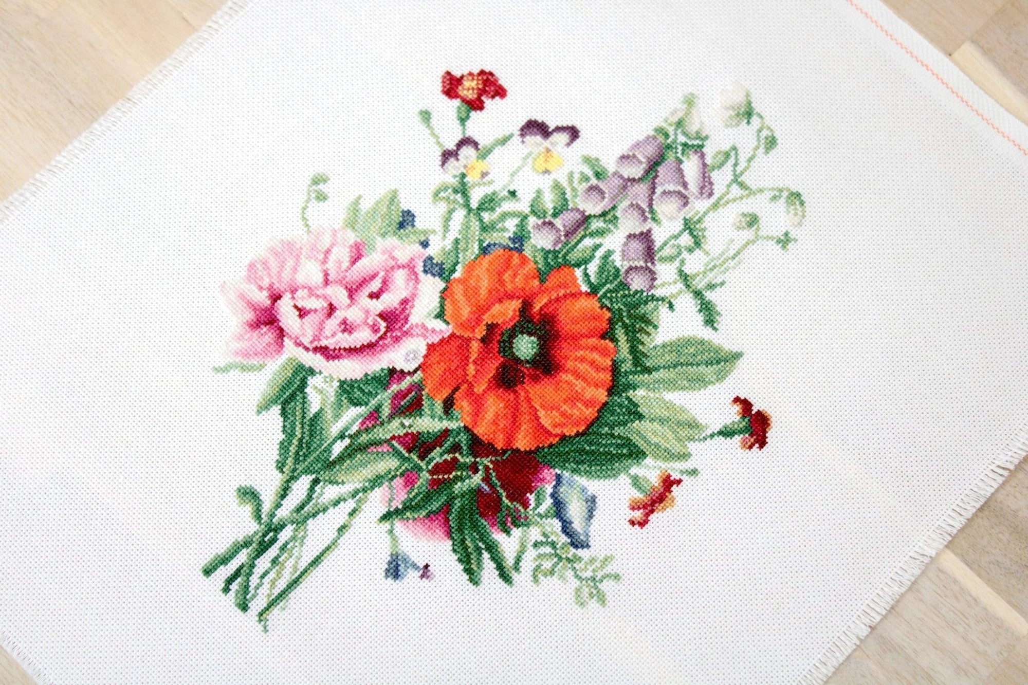 Cross Stitch Kit Luca - S - Bouquet with Poppy and Peony, B2350 - Luca - S Yarns