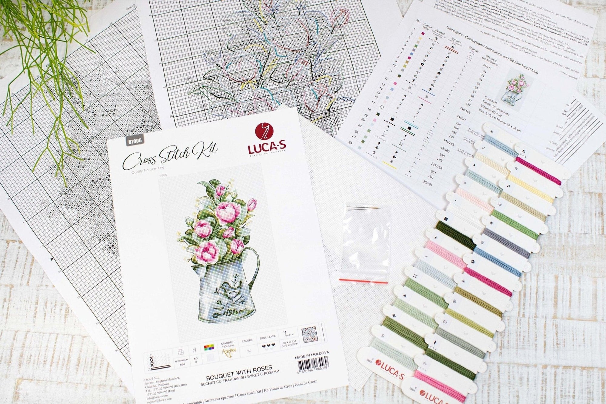 Cross Stitch Kit Luca - S - Bouquet with Roses, B7006 - Luca - S Yarns