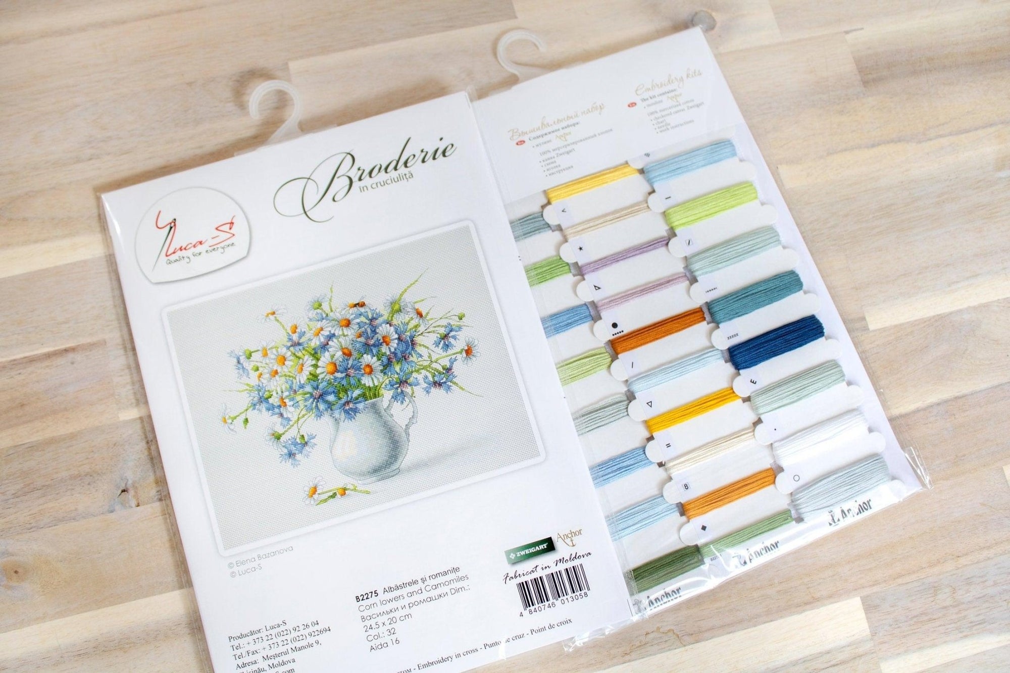Cross Stitch Kit Luca - S - Cornflowers and Chamomile Vase, B2275 - Luca - S Yarns