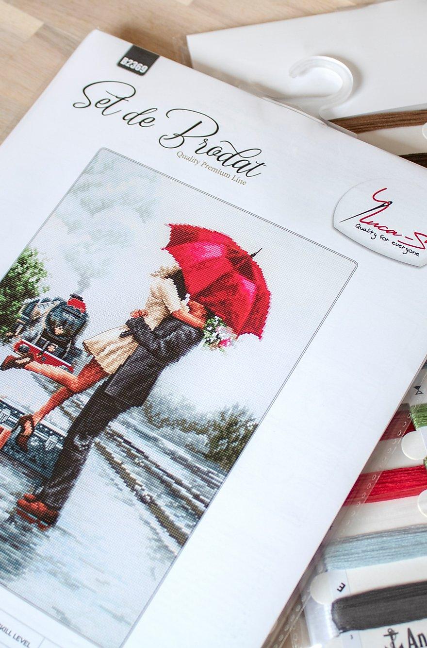 Cross Stitch Kit Luca - S - Couple on train station, B2369 - Luca - S Yarns