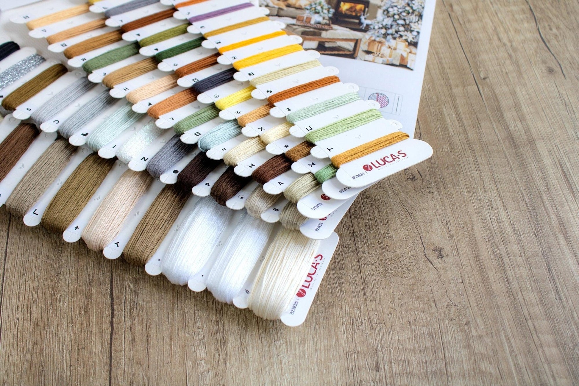 Cross Stitch Kit Luca - S - Dreaming of a White Christmas, B2393 - Luca - S Yarns