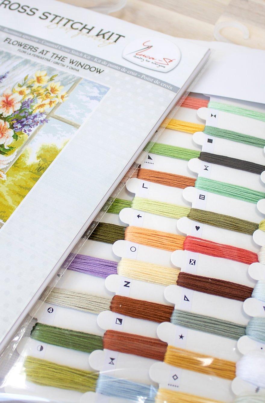 Cross Stitch Kit Luca - S - Flowers by the window, BU4015 - Luca - S Yarns