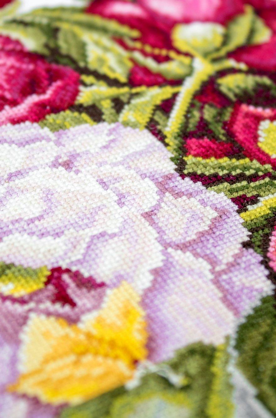 Cross Stitch Kit Luca - S - Peonies Bouquet, B2354 - Luca - S Yarns