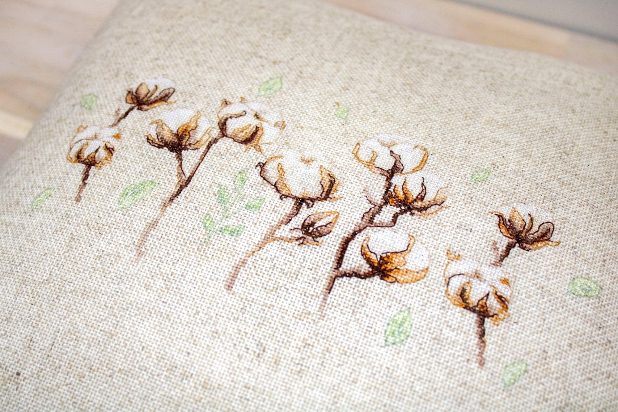 Cross Stitch Kit Luca - S - Pillow Case, PB203 - Luca - S Yarns