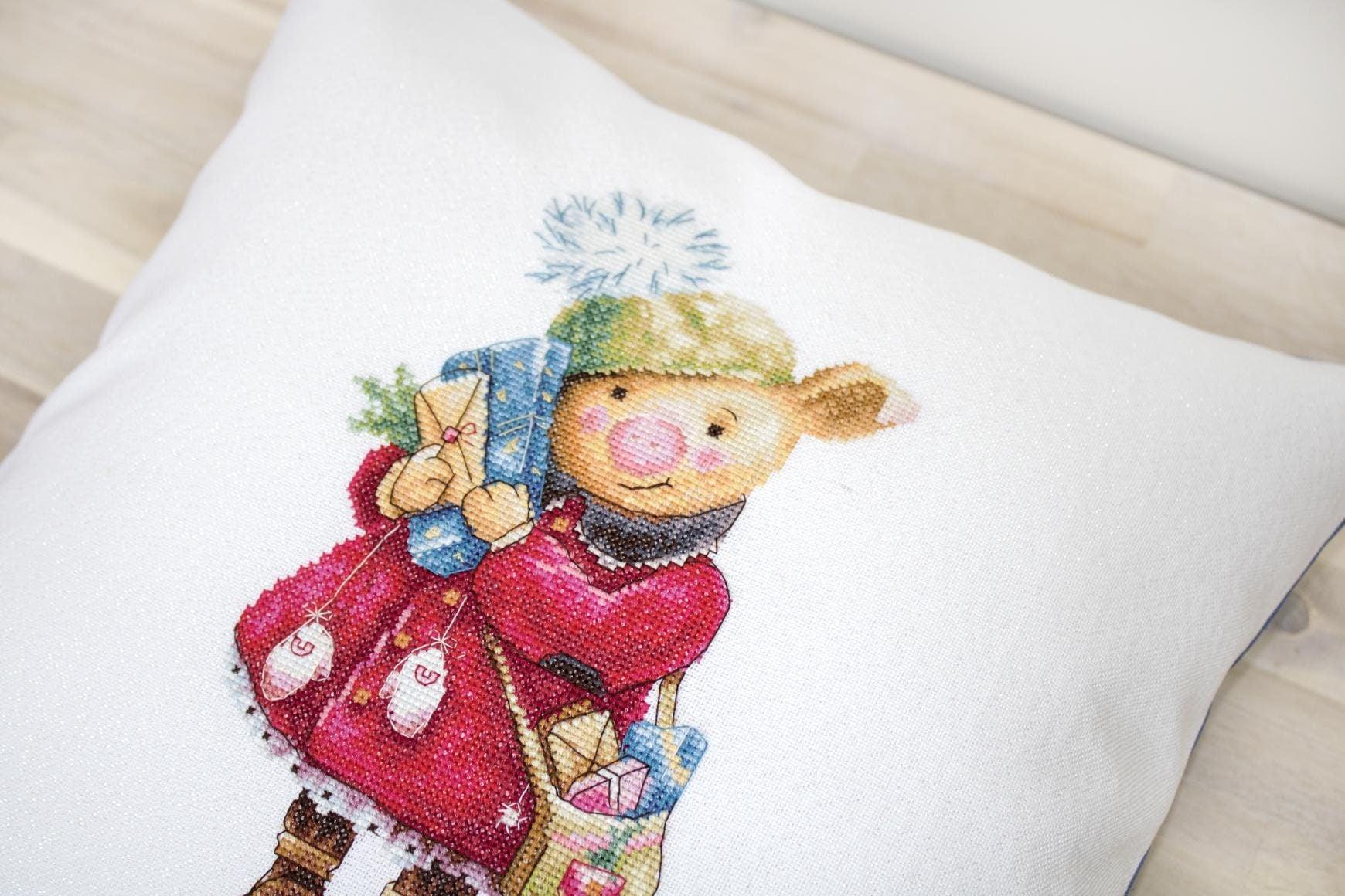 Cross Stitch Kit Luca - S | Pillowcase, PB190 - Luca - S Yarns