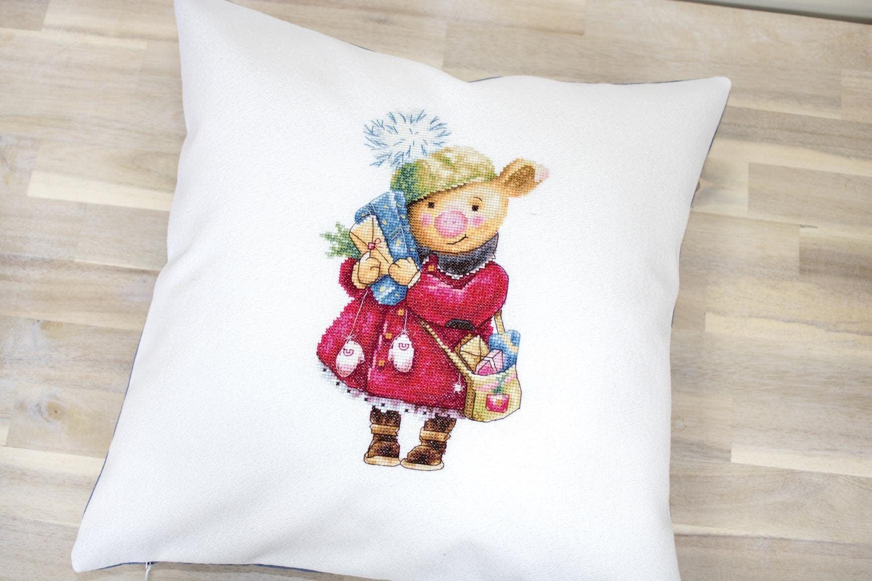Cross Stitch Kit Luca - S | Pillowcase, PB190 - Luca - S Yarns