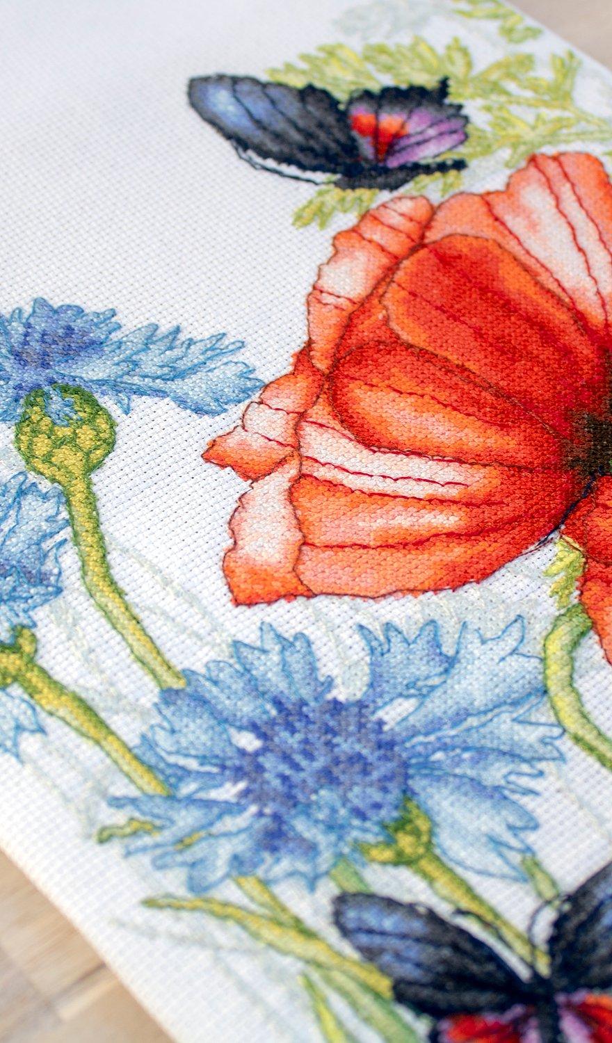 Cross Stitch Kit Luca - S - Poppies and Butterflies, BU4018 - Luca - S Yarns