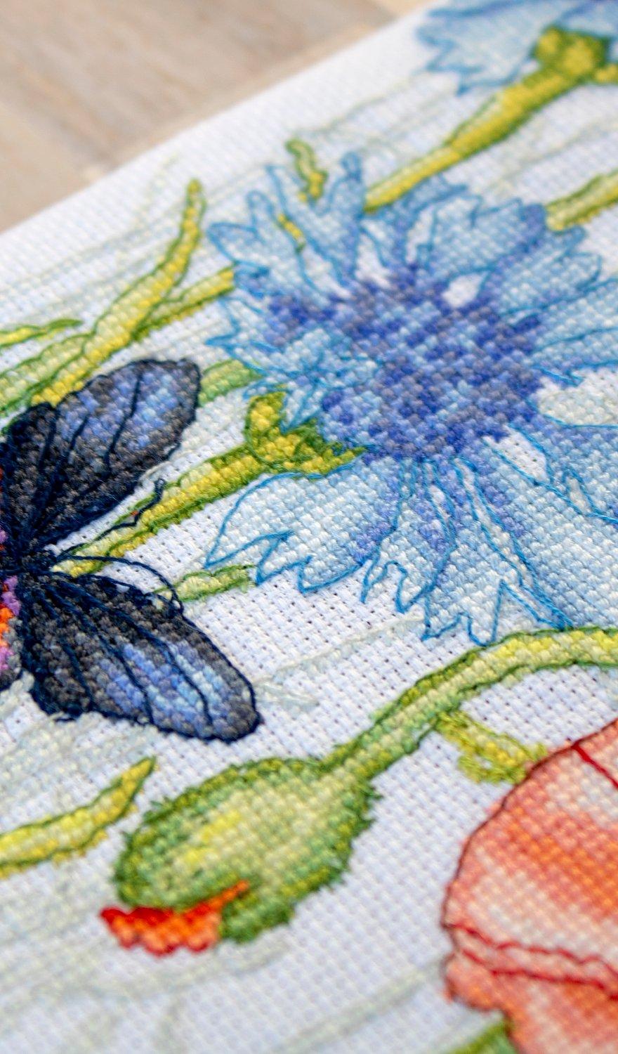 Cross Stitch Kit Luca - S - Poppies and Butterflies, BU4018 - Luca - S Yarns