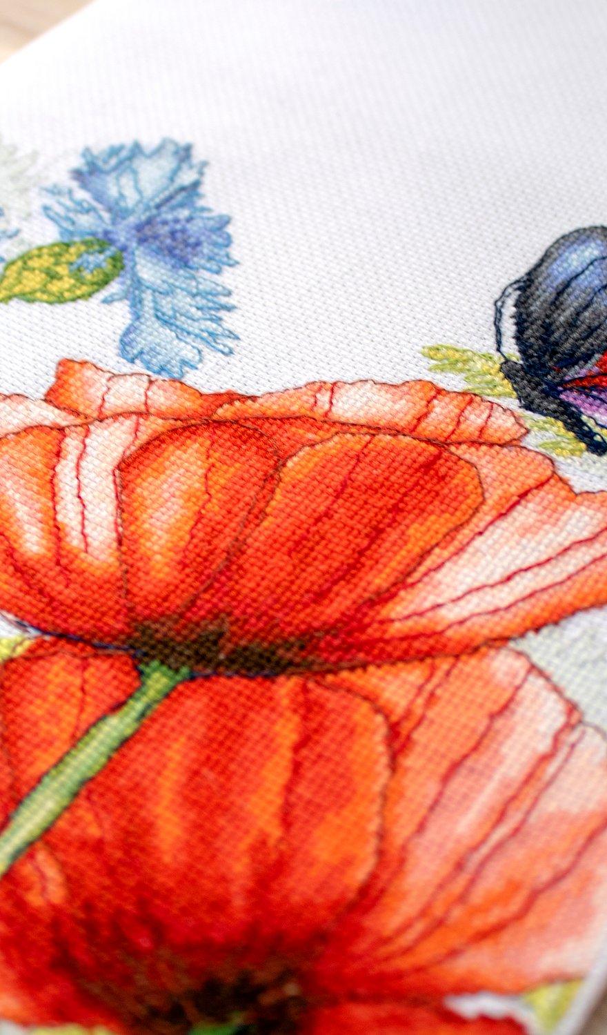Cross Stitch Kit Luca - S - Poppies and Butterflies, BU4018 - Luca - S Yarns