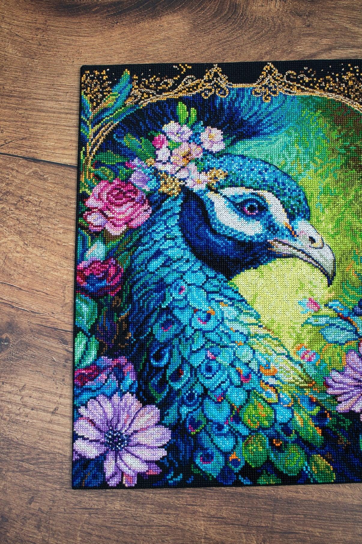 Cross Stitch Kit Luca - S - Proud Cerulean, BU5035 - Luca - S Yarns