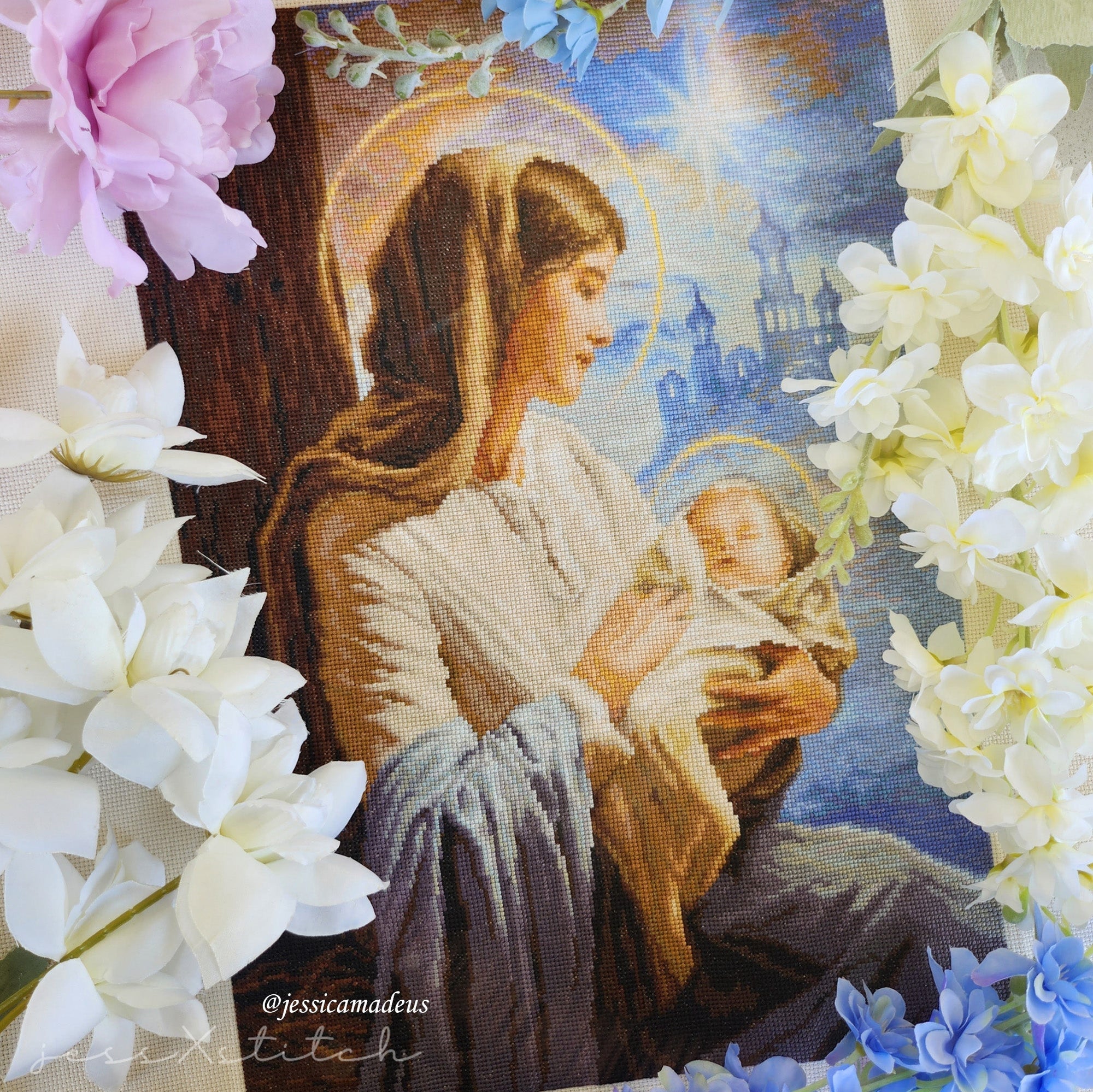 Cross Stitch Kit Luca - S - Saint Mary and The Child, GOLD Collection, B617 - Luca - S Yarns