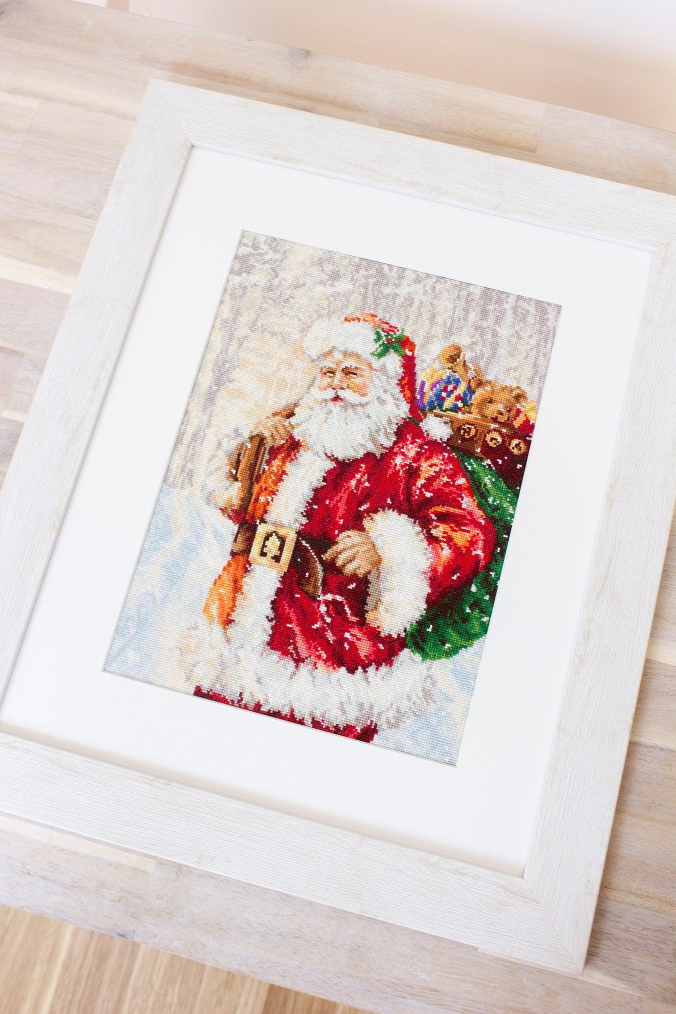 Cross Stitch Kit Luca - S - Santa Claus, B575 - Luca - S Yarns