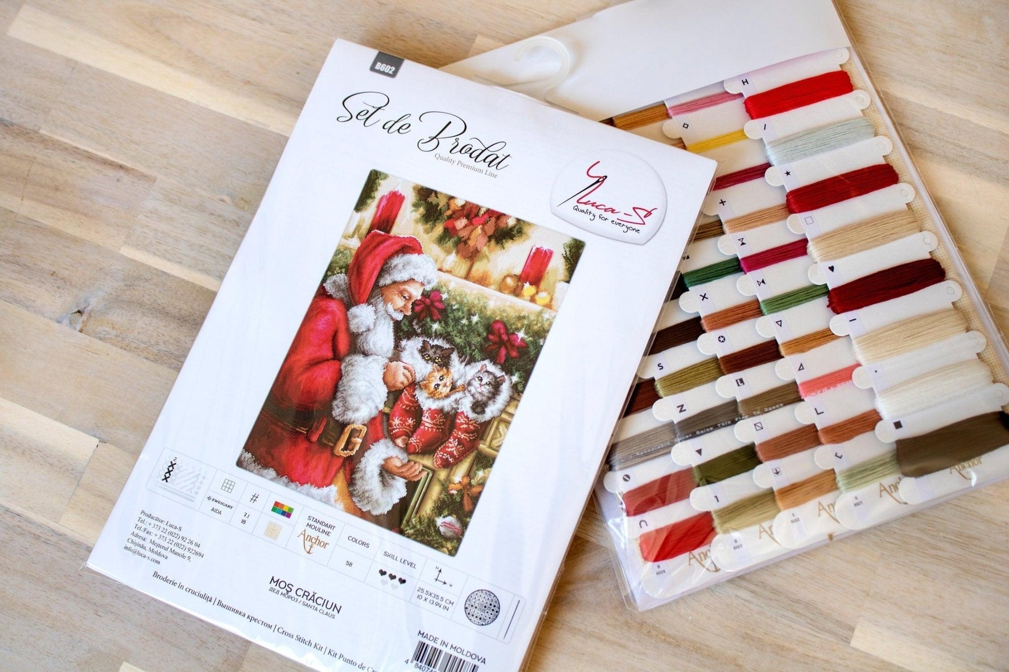 Cross Stitch Kit Luca - S - Santa Claus, B602 - Luca - S Yarns