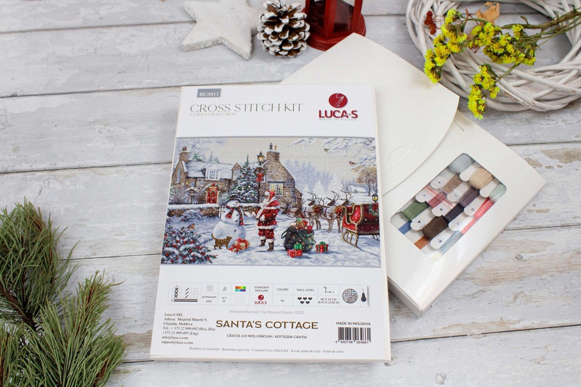 Cross Stitch Kit Luca - S - Santa&#39;s Cottage, BU5011 - Luca - S Yarns