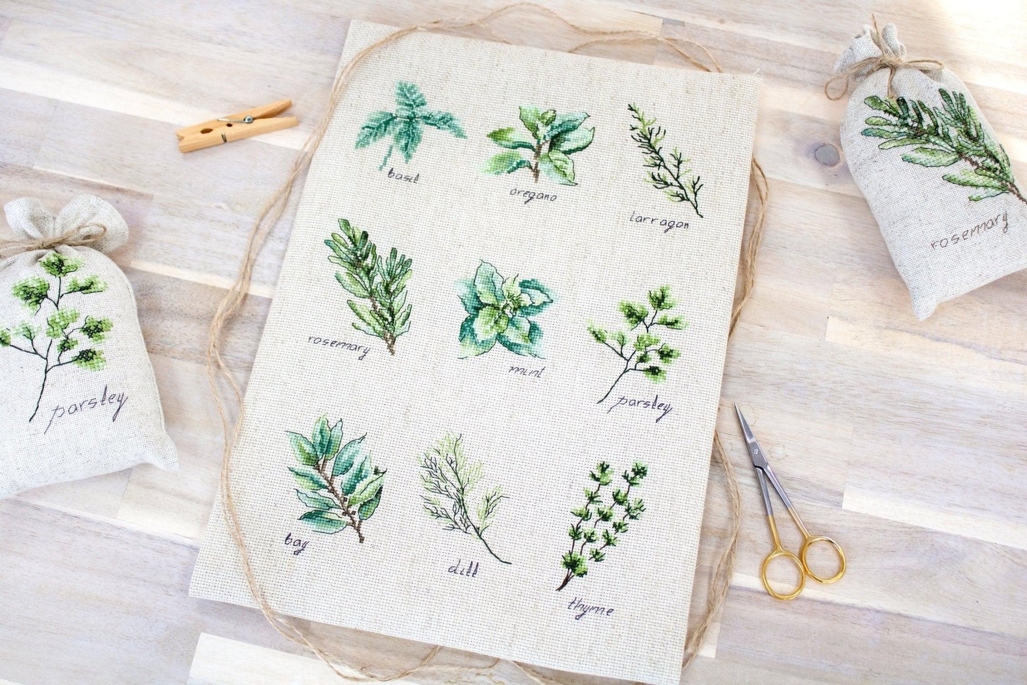 Cross Stitch kit Luca - S - Spices and Herbs, B2346 - Luca - S Yarns