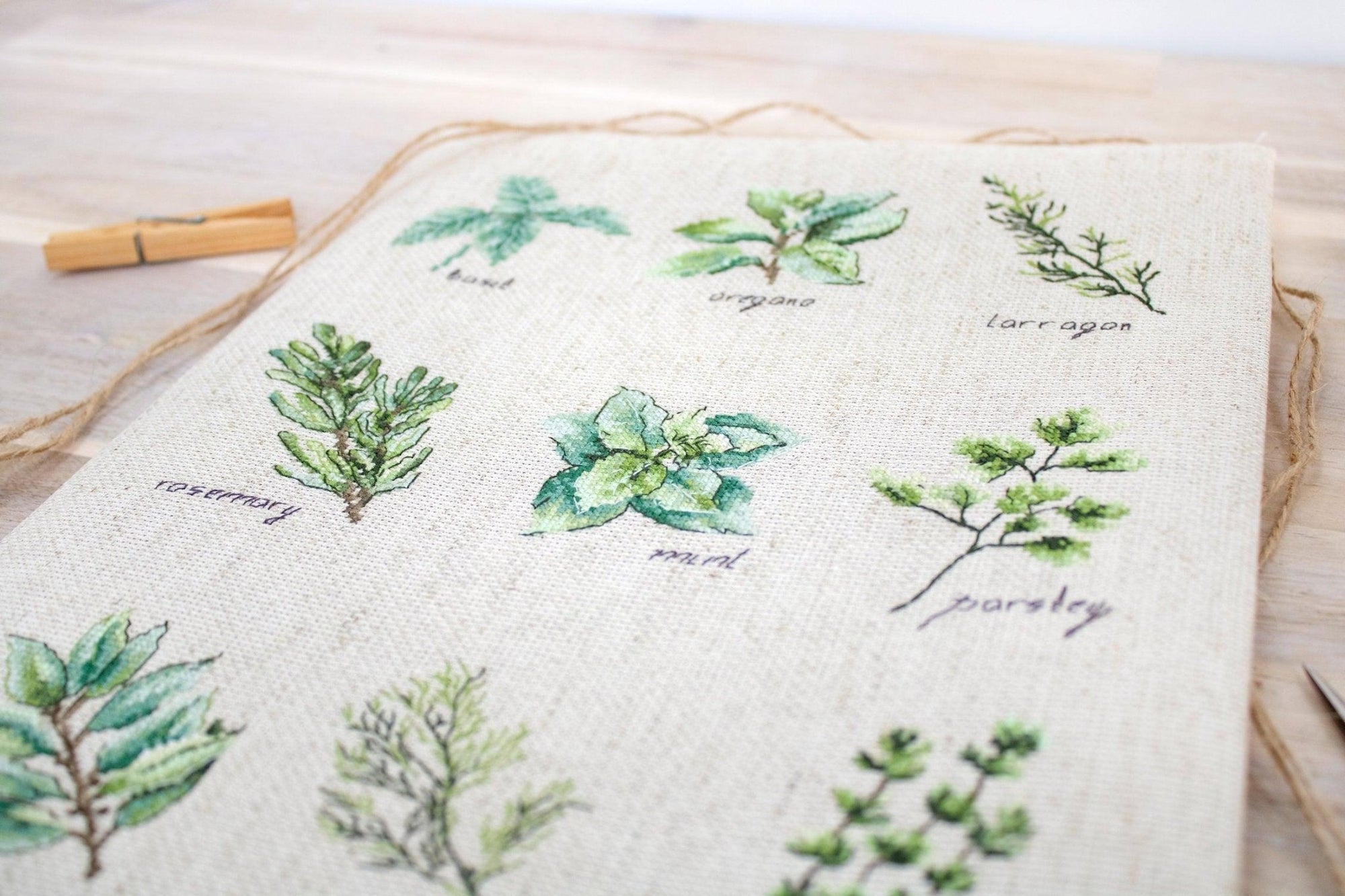 Cross Stitch kit Luca - S - Spices and Herbs, B2346 - Luca - S Yarns