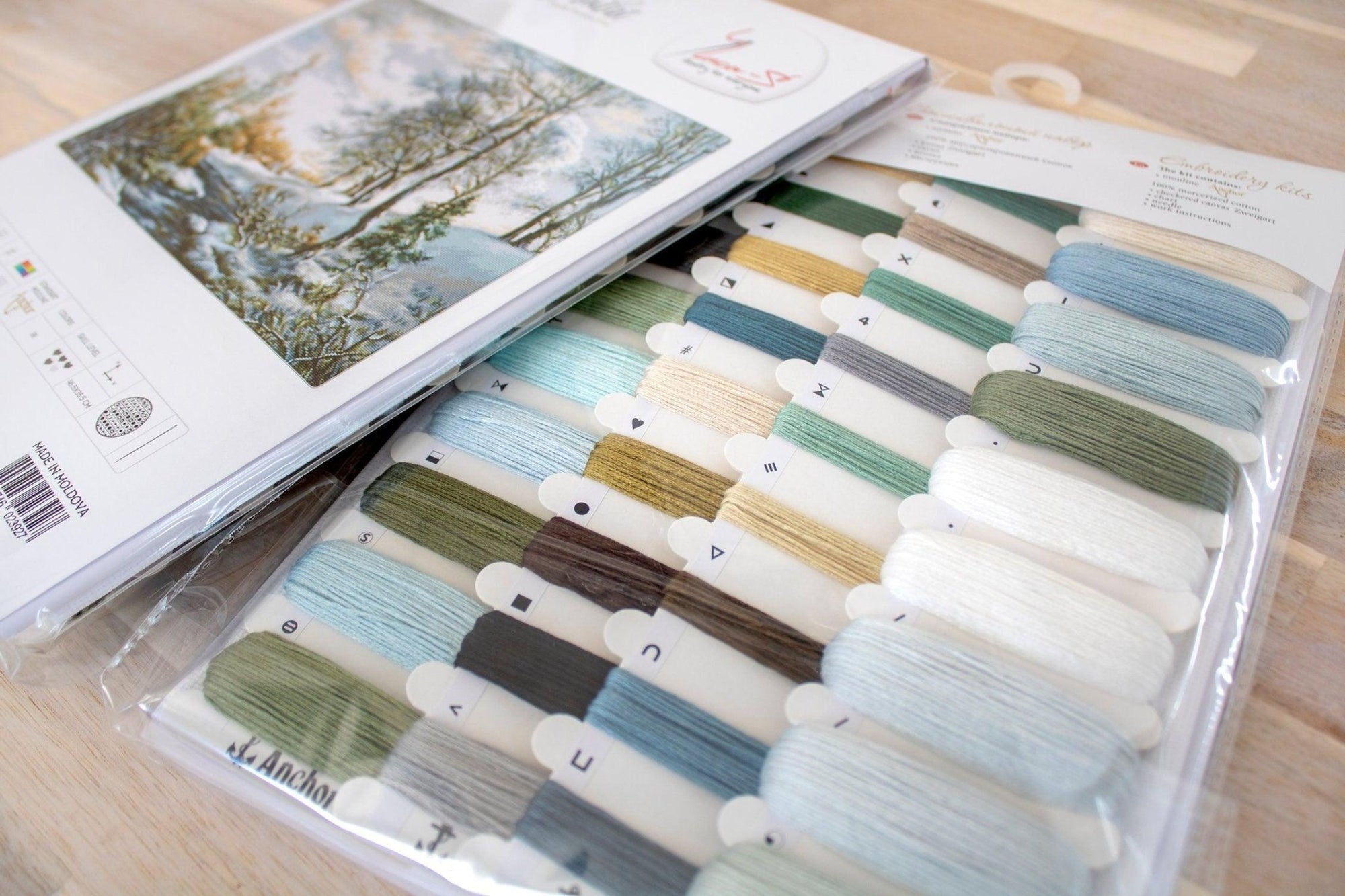 Cross Stitch Kit Luca - S - Spring Day, B586 - Luca - S Yarns
