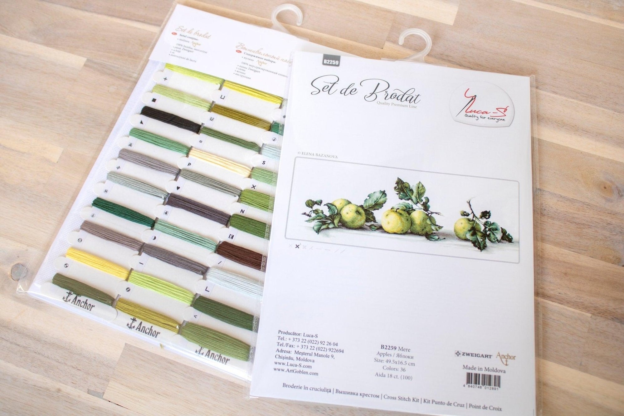 Cross Stitch Kit Luca - S - Still life of apples, B2259 - Luca - S Yarns