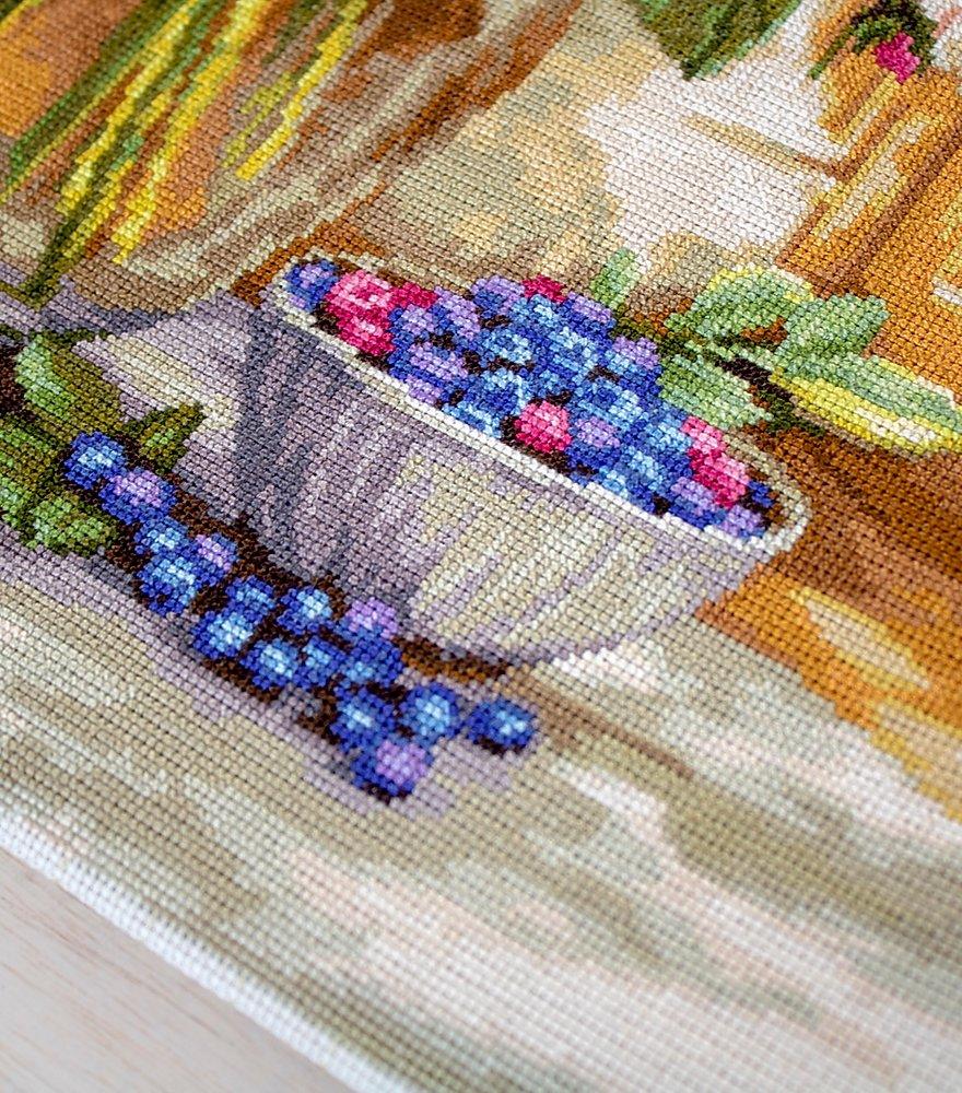 Cross Stitch Kit Luca - S - Still Life with Blueberries, B588 - Luca - S Yarns