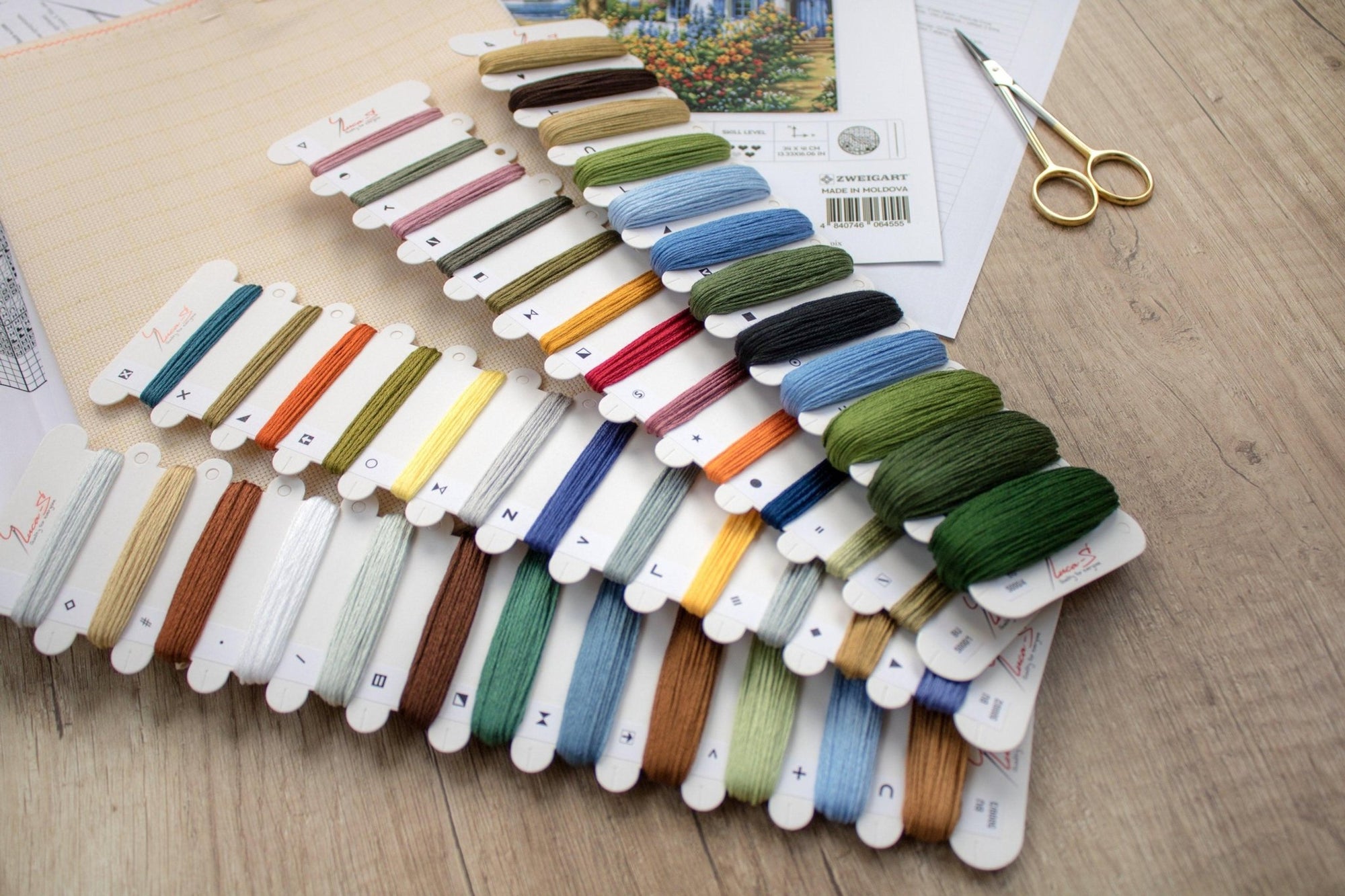 Cross Stitch Kit Luca - S - Summer landscape, BU5000 - Luca - S Yarns