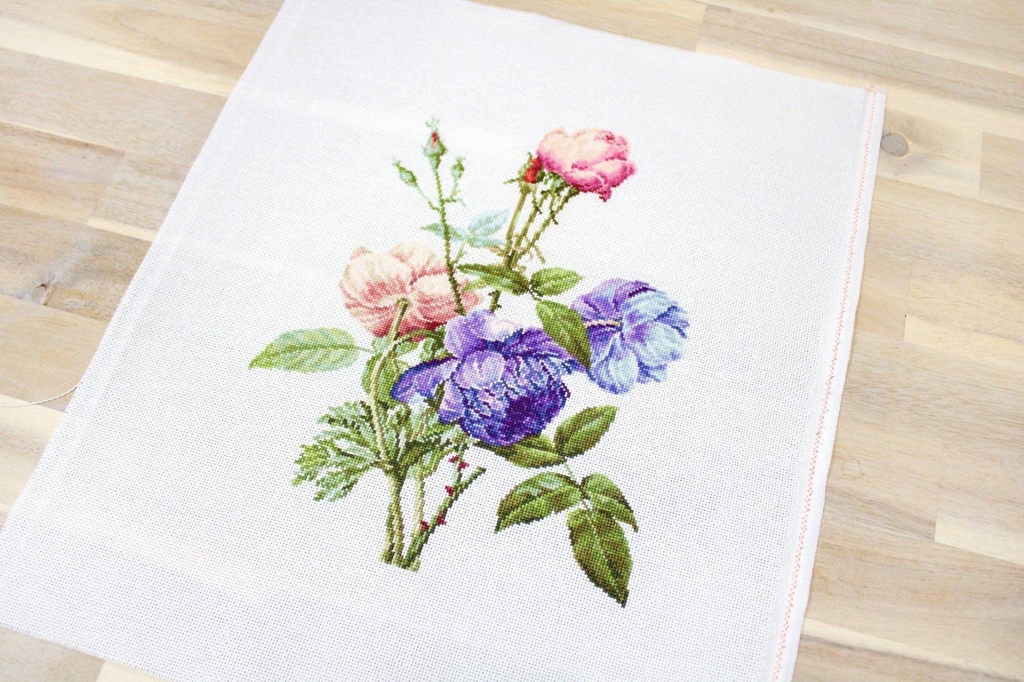 Cross Stitch Kit Luca - S - The Bouquet, B2349 - Luca - S Yarns