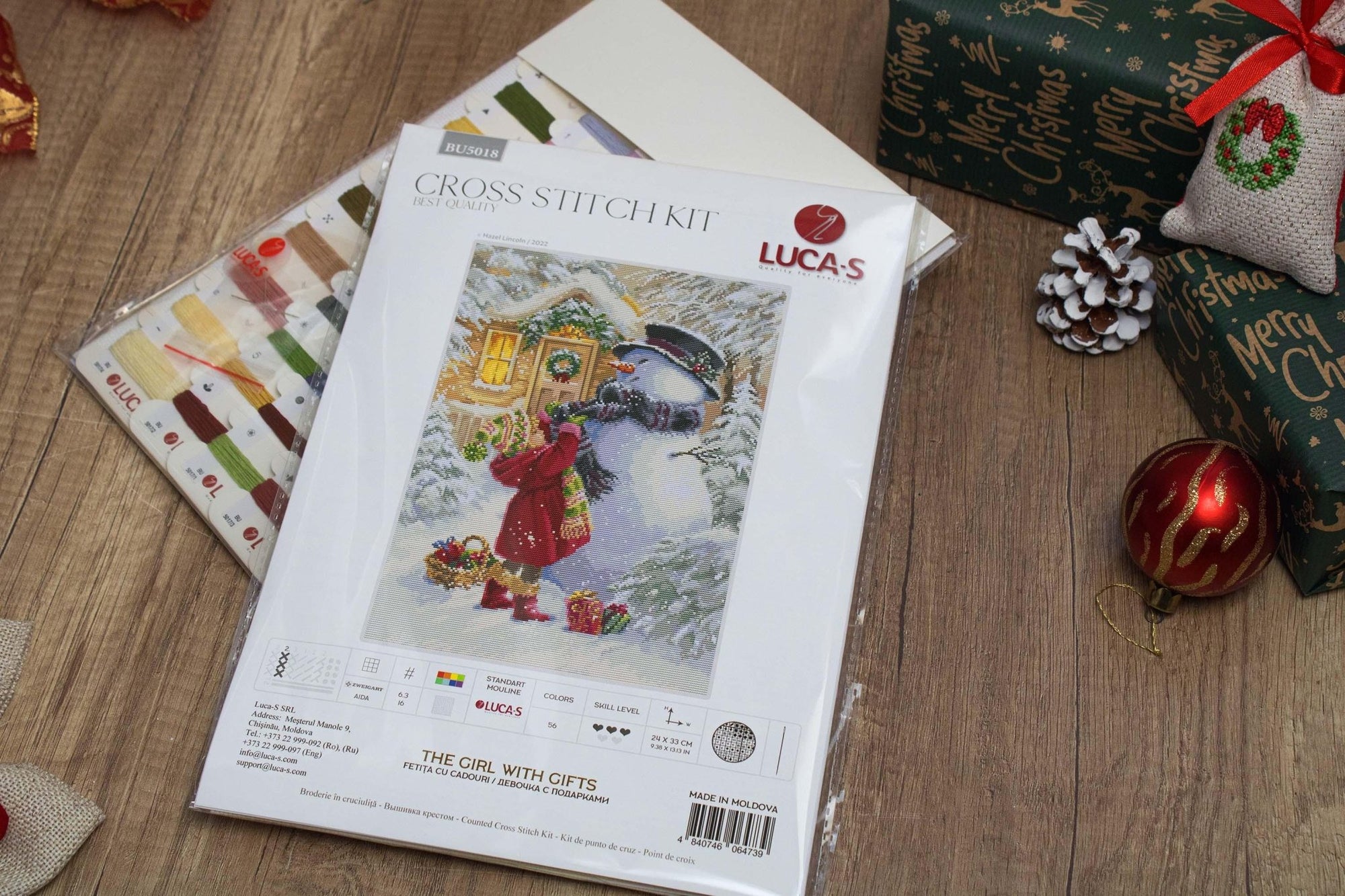 Cross Stitch Kit Luca - S - The Girl With Gifts, BU5018 - Luca - S Yarns