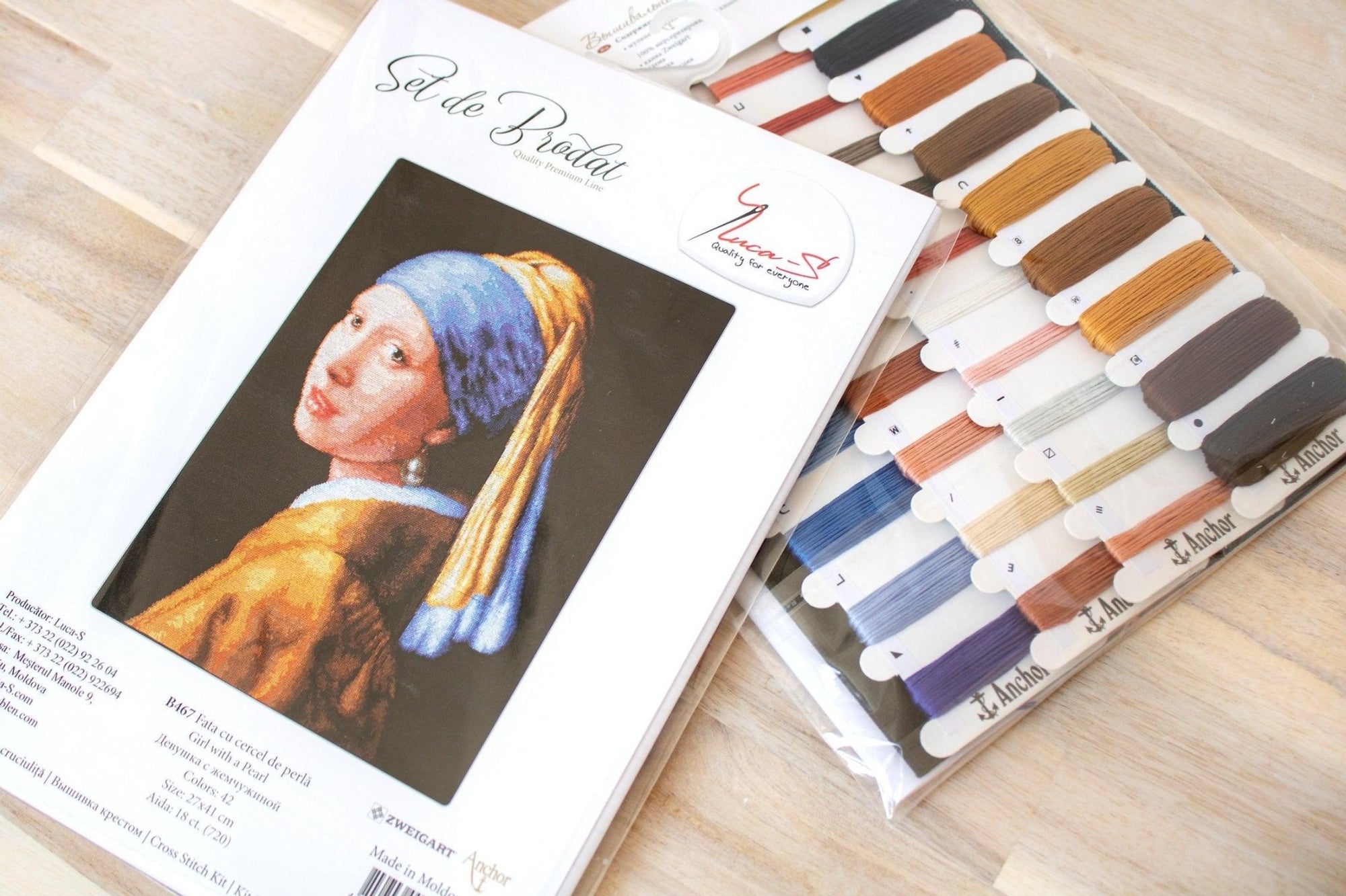 Cross Stitch Kit Luca - S - The girl with the pearl, B467 - Luca - S Yarns