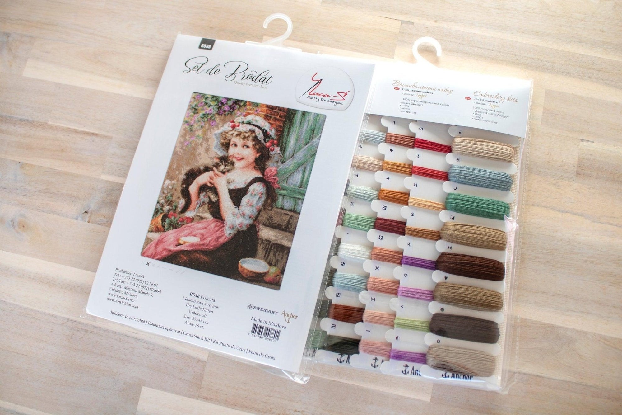 Cross Stitch Kit Luca - S - The Little Kitty, B538 - Luca - S Yarns