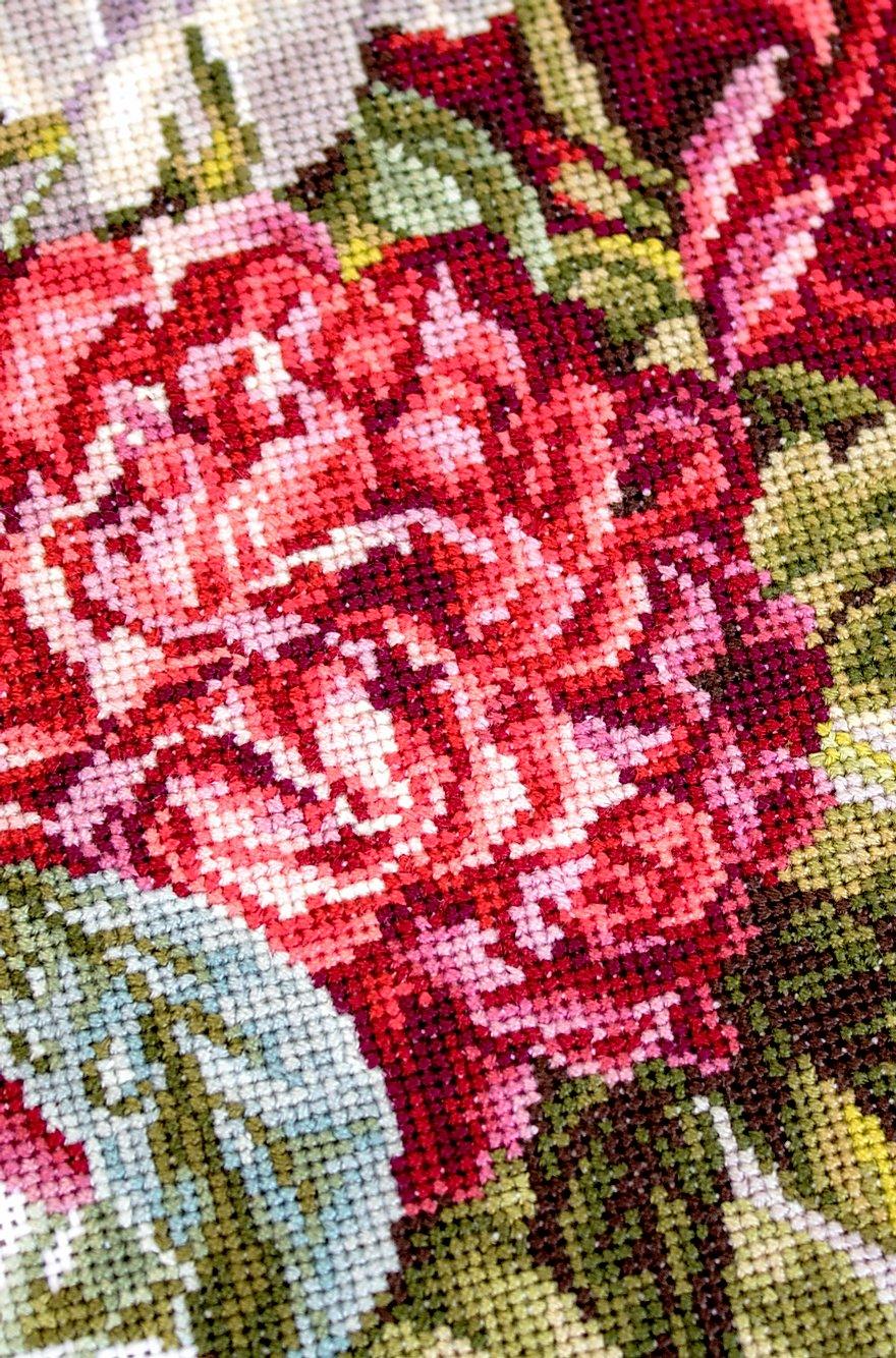 Cross Stitch Kit Luca - S - The Peonies, B2355 - Luca - S Yarns