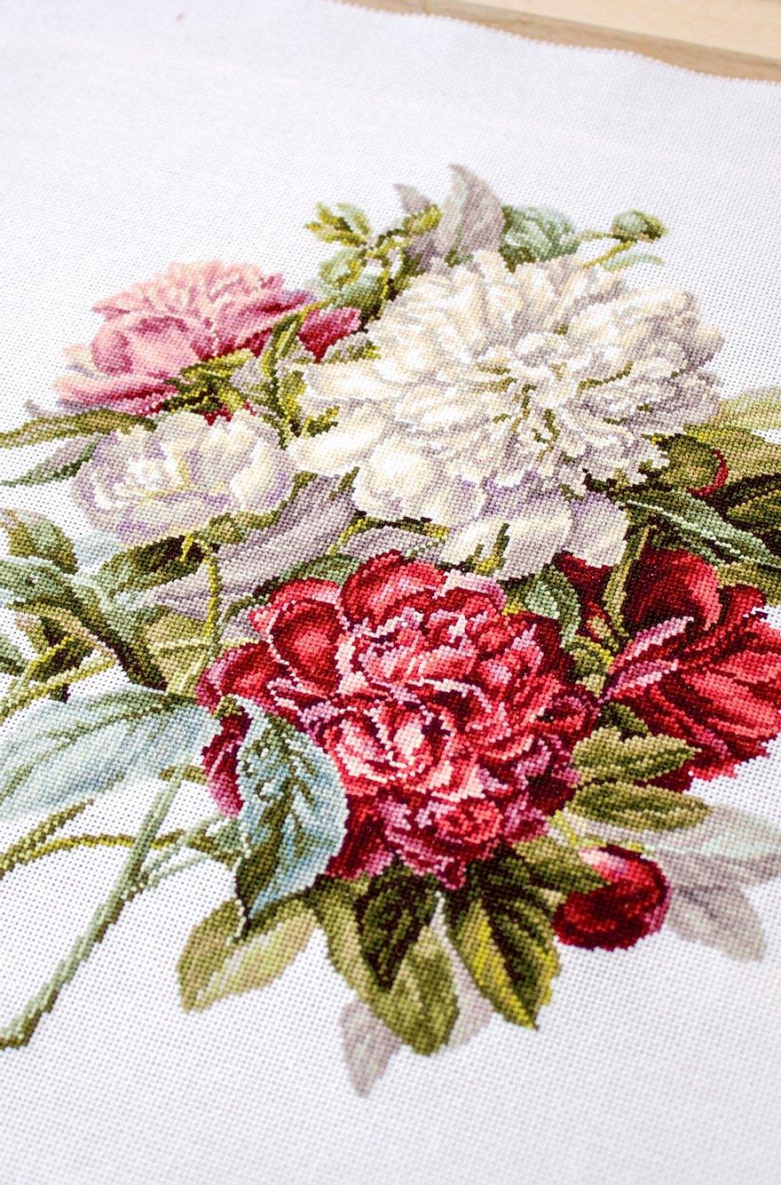 Cross Stitch Kit Luca - S - The Peonies, B2355 - Luca - S Yarns