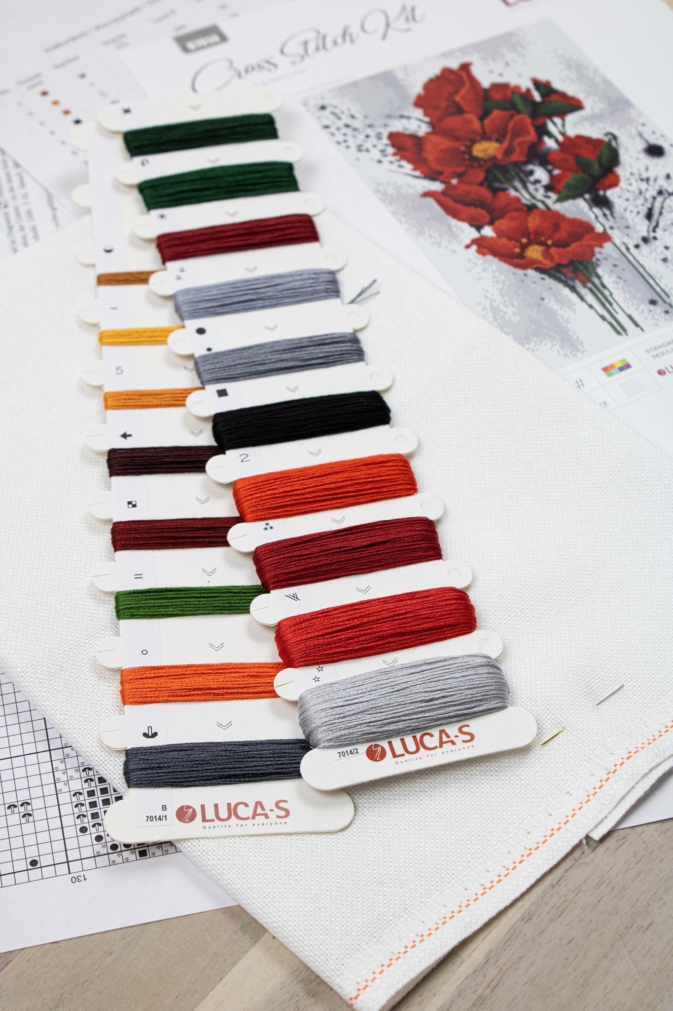 Cross Stitch Kit Luca - S - The Poppies, B7014 - Luca - S Yarns