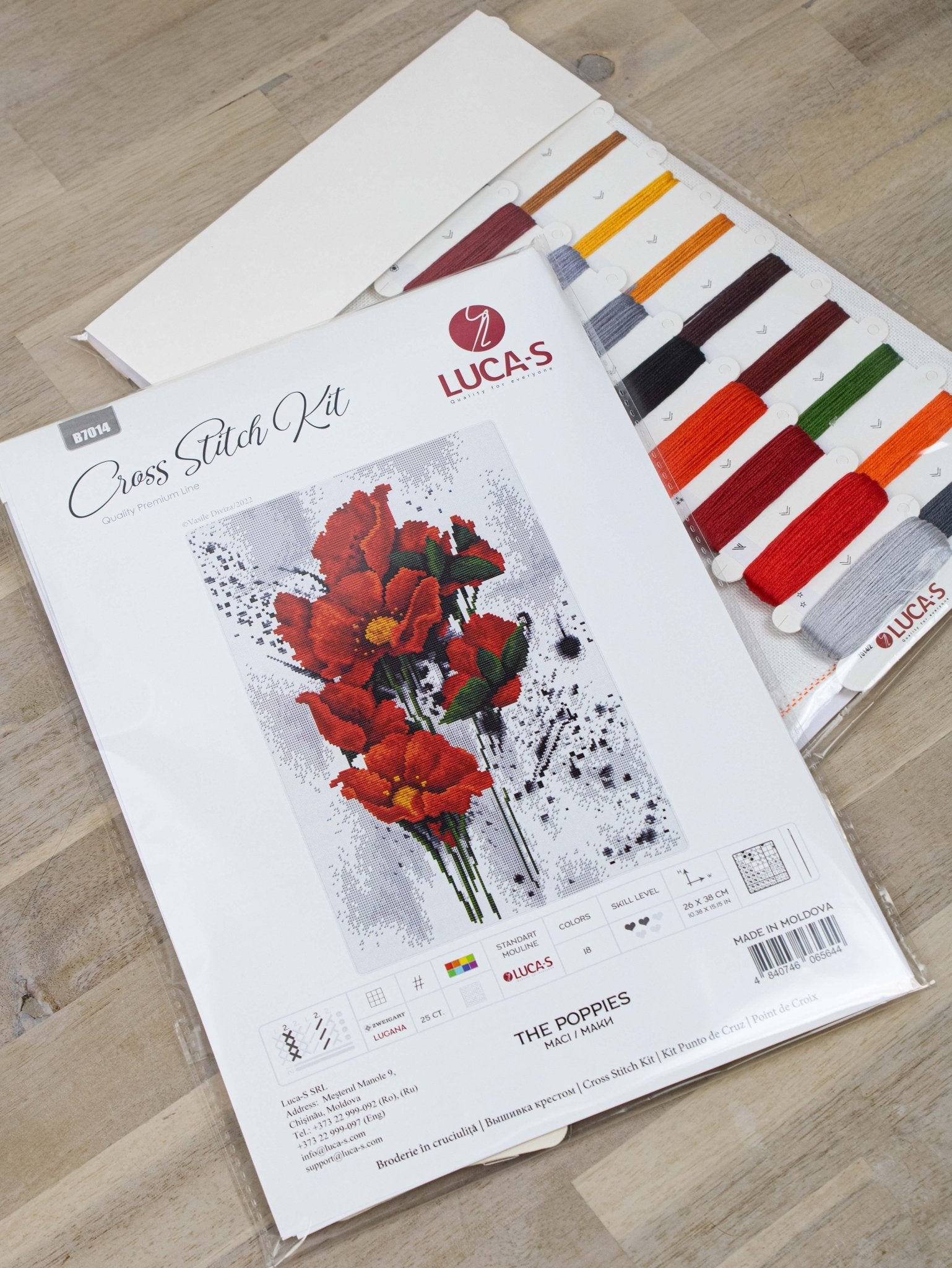 Cross Stitch Kit Luca - S - The Poppies, B7014 - Luca - S Yarns