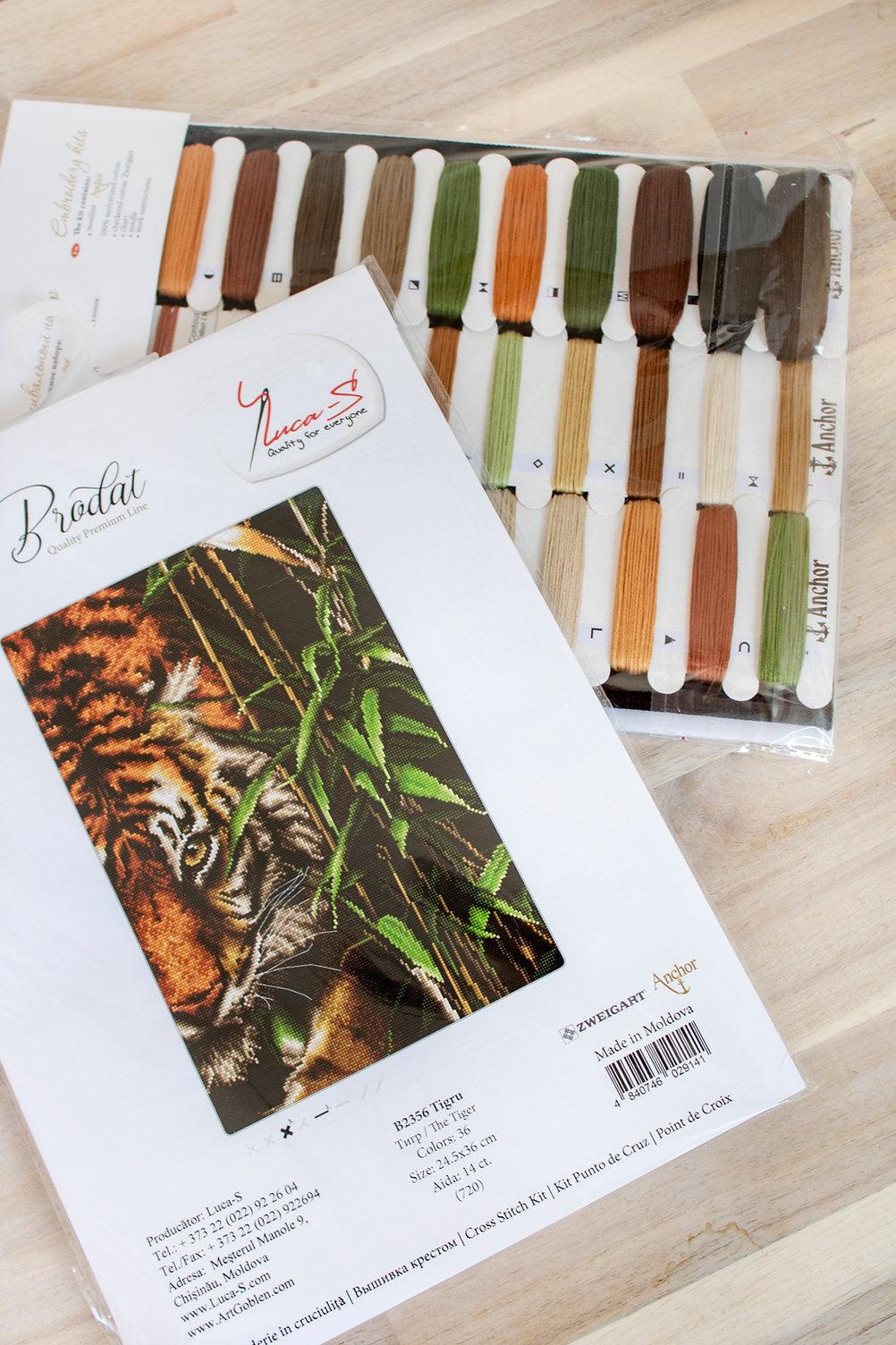 Cross Stitch Kit Luca - S - Tiger, B2356 - Luca - S Yarns