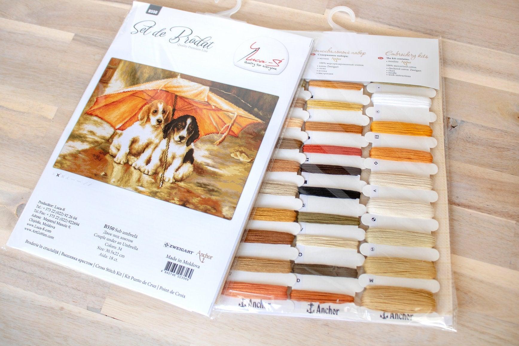 Cross Stitch Kit Luca - S - Two dogs under an umbrella, B550 - Luca - S Yarns