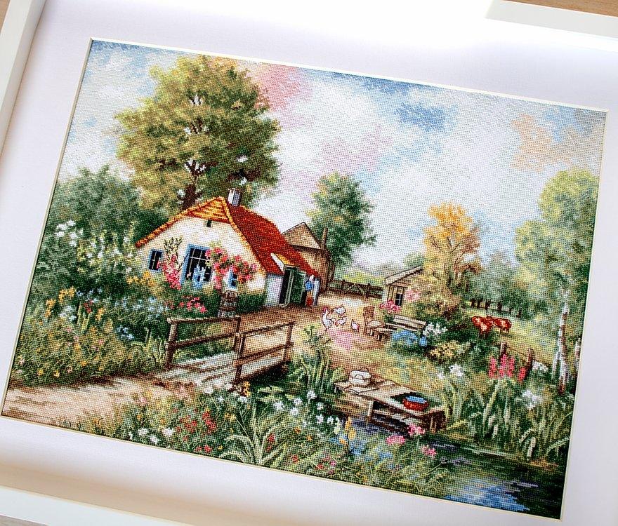 Cross Stitch Kit Luca - S - Village landscape, BU4011 - Luca - S Yarns