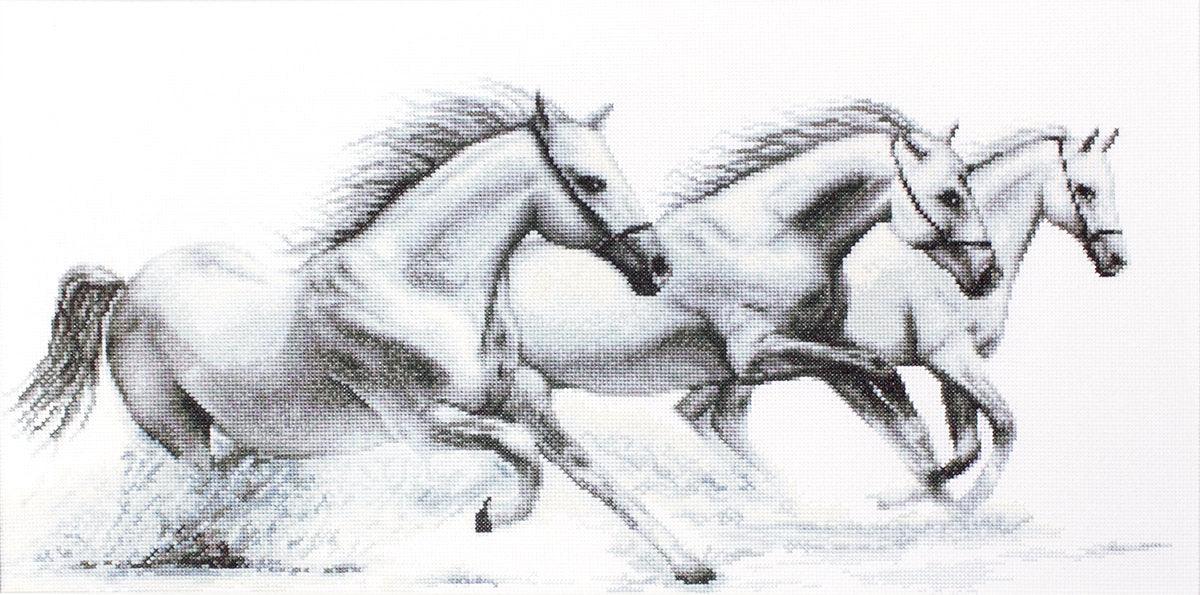 Cross Stitch Kit Luca - S - White Horses, B495 - Luca - S Yarns